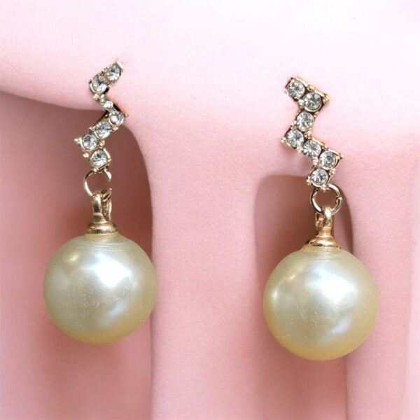 Pearl earrings