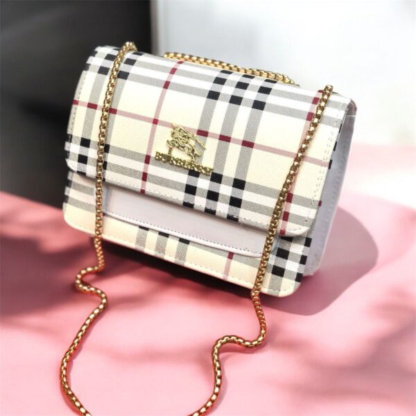 Burberry white bag